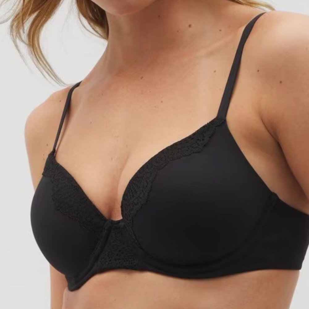 Soma Embraceable Perfect Coverage Bra with Crochet Lace Size 36 DDD